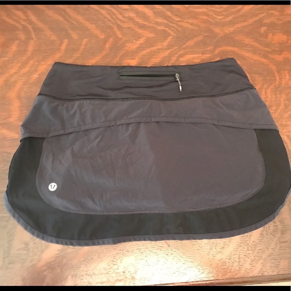 Black Lululemon hot hotty skirt