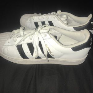 White superstar adidas