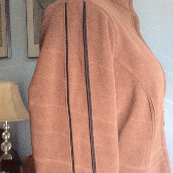 Fleece Jacket - Picture 3 of 4
