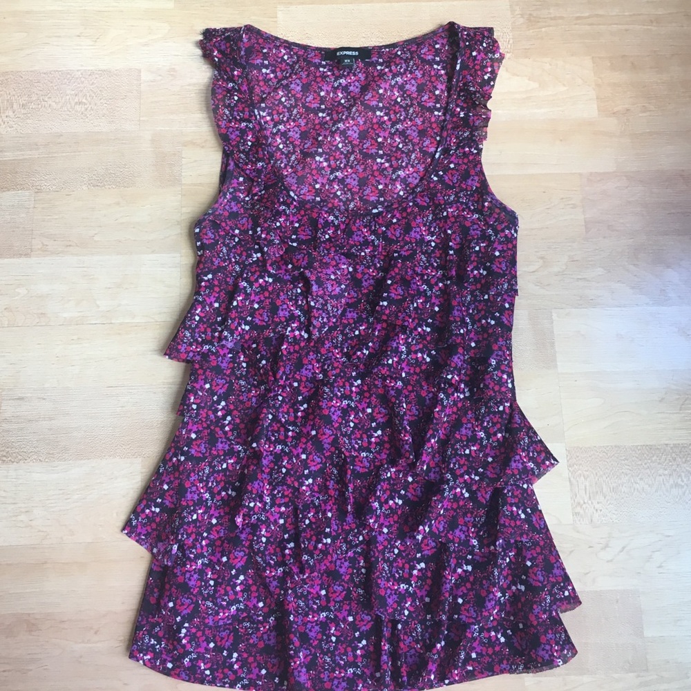 Express Floral Tank 🌺