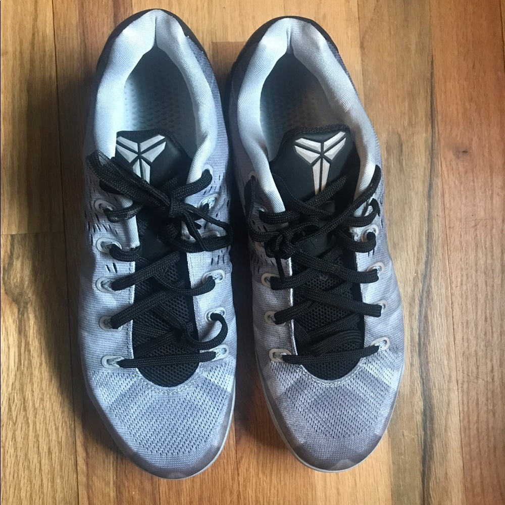 Nike Kobe 9 Low SIZE 10