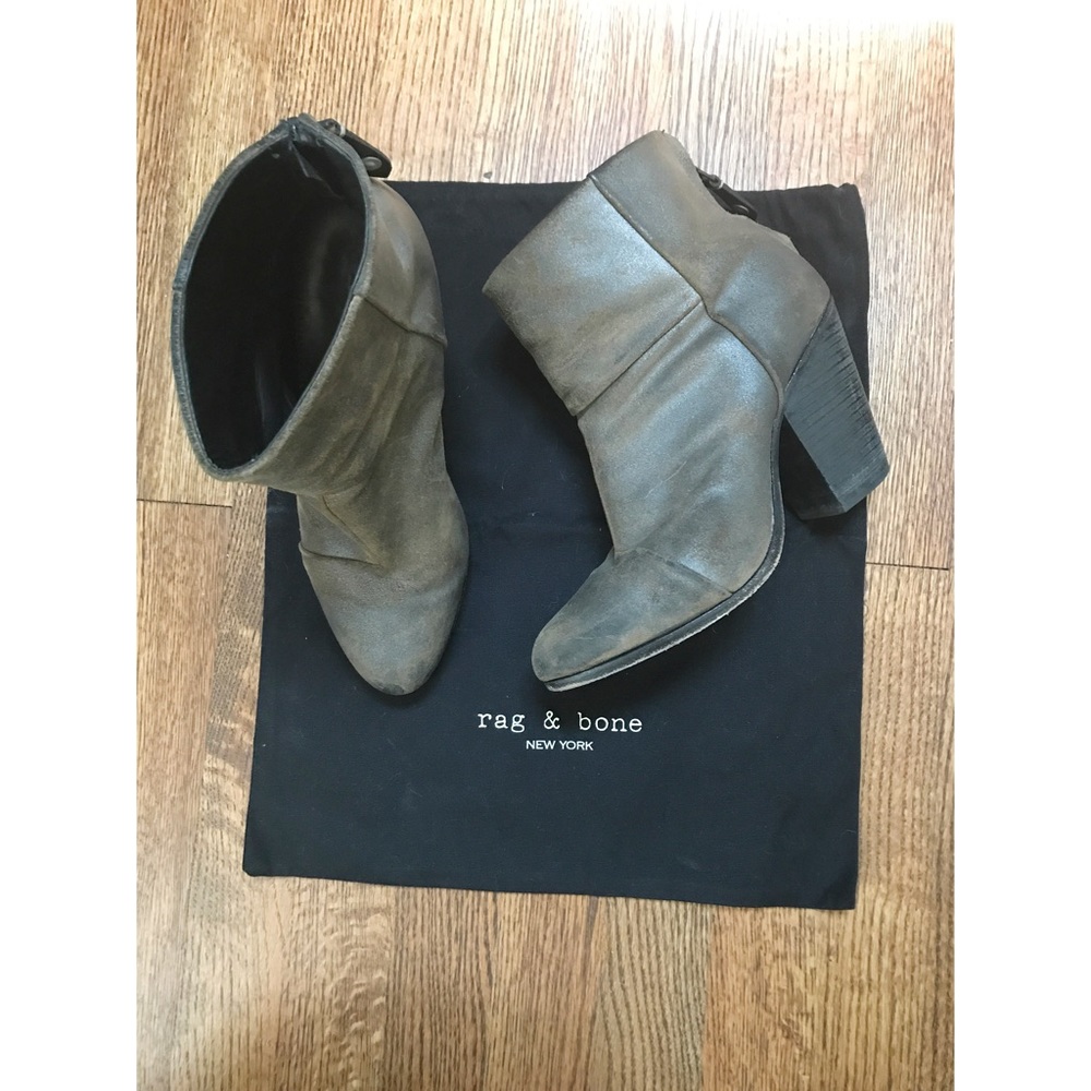 Rag + Bone Classic Newbury in Metallic Taupe