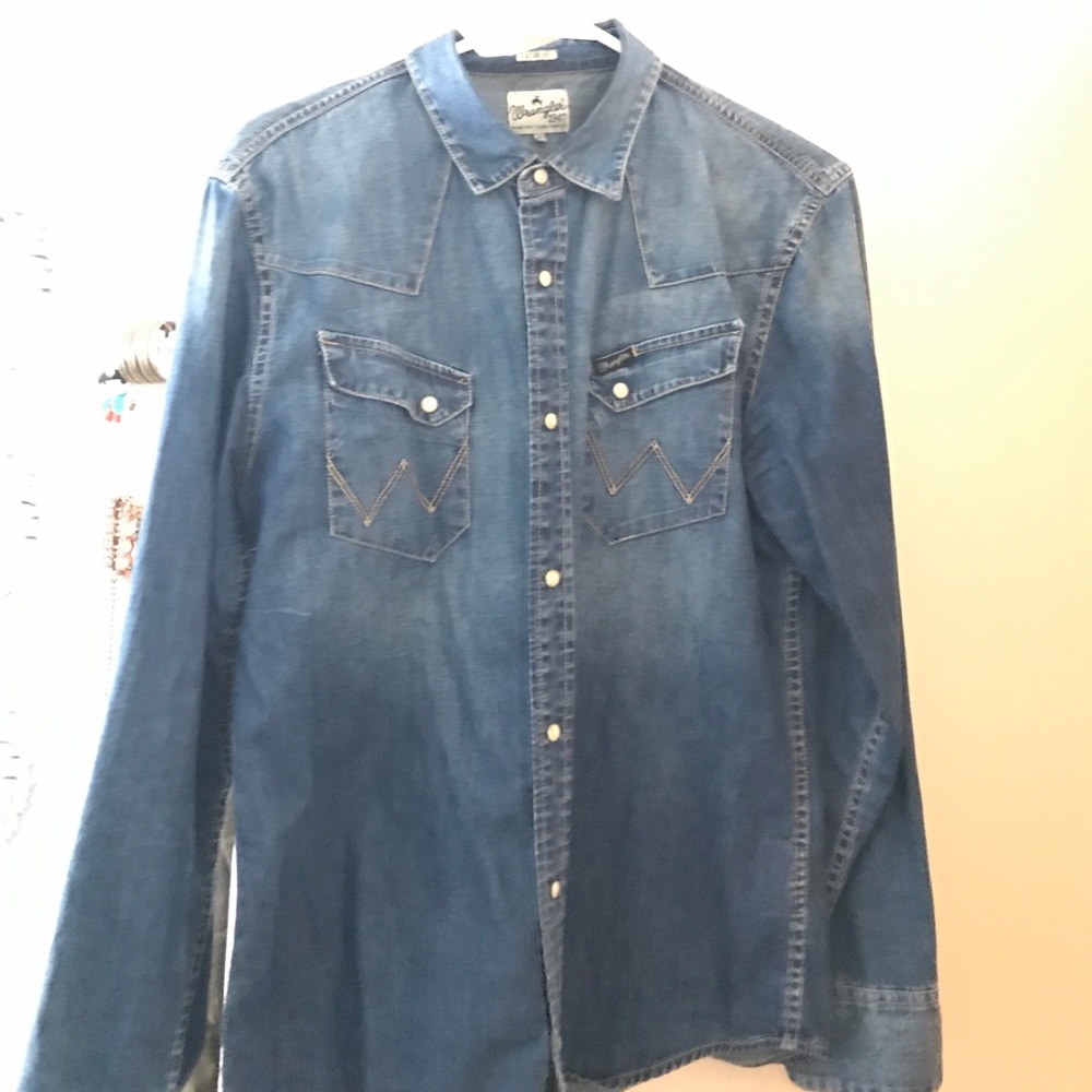 WRANGLER Blue Jean Button Down