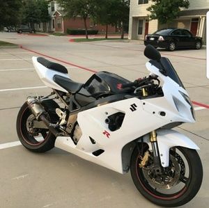 Meet your Posher, Domo