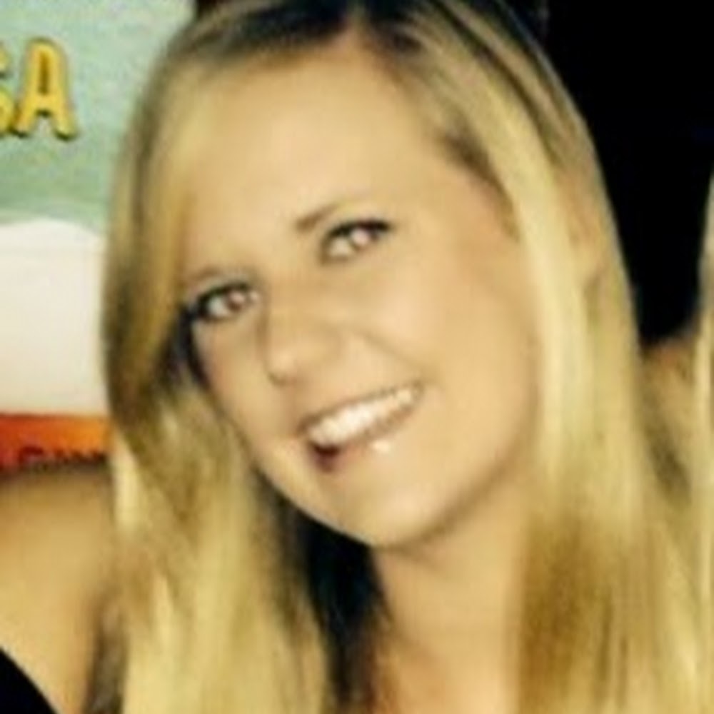 Meet your Posher, Claire