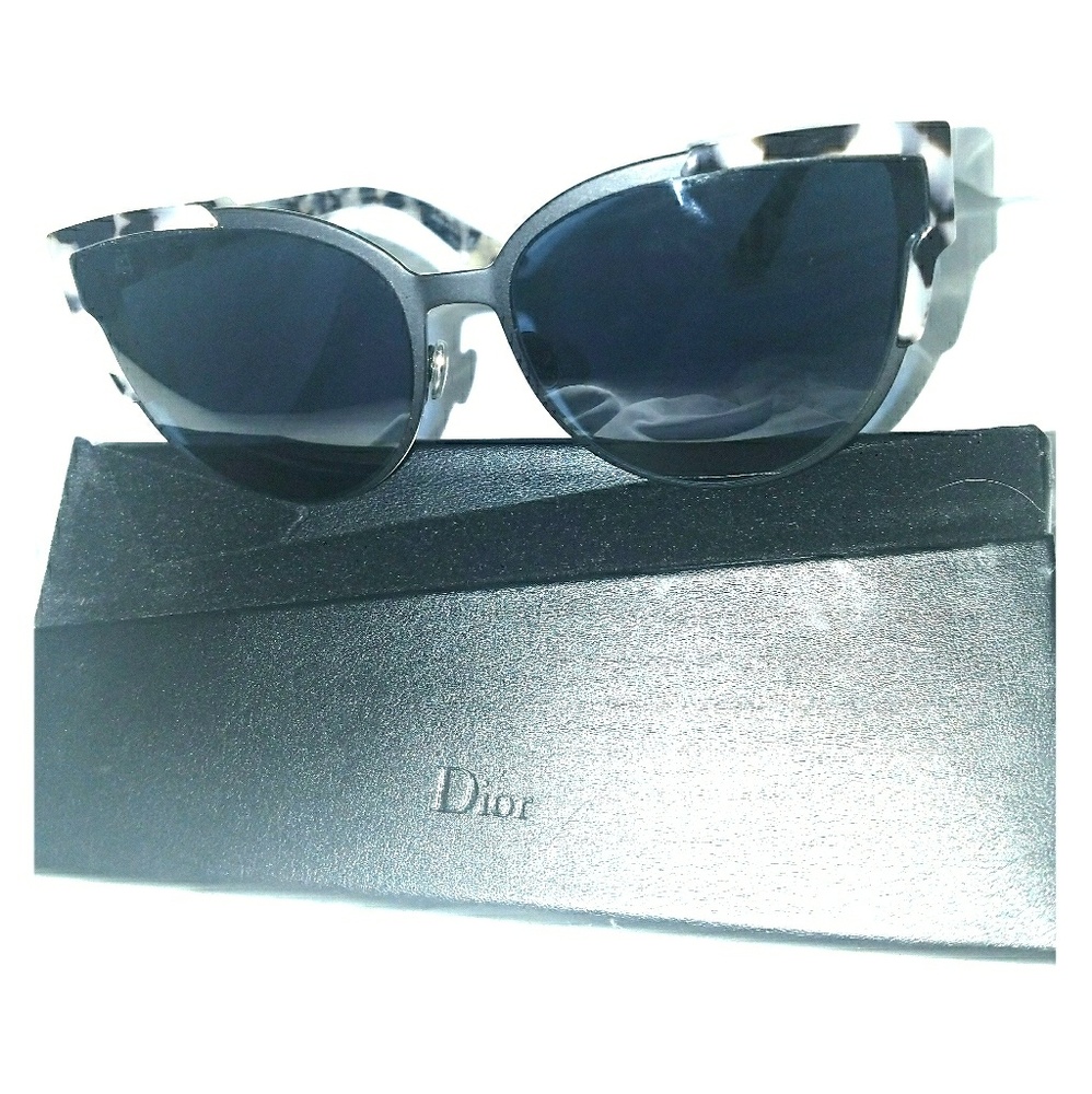 FINAL PRICE DROP!! Christian Dior Sunglasses
