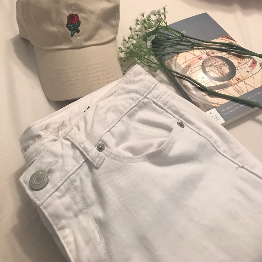 ☁️Classic American Eagle White Skinny Jeans ☁️