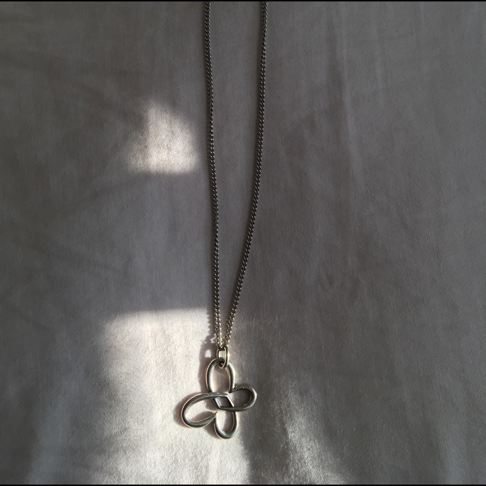 🌟SOLD🌟Butterfly pendant with fine curb chain