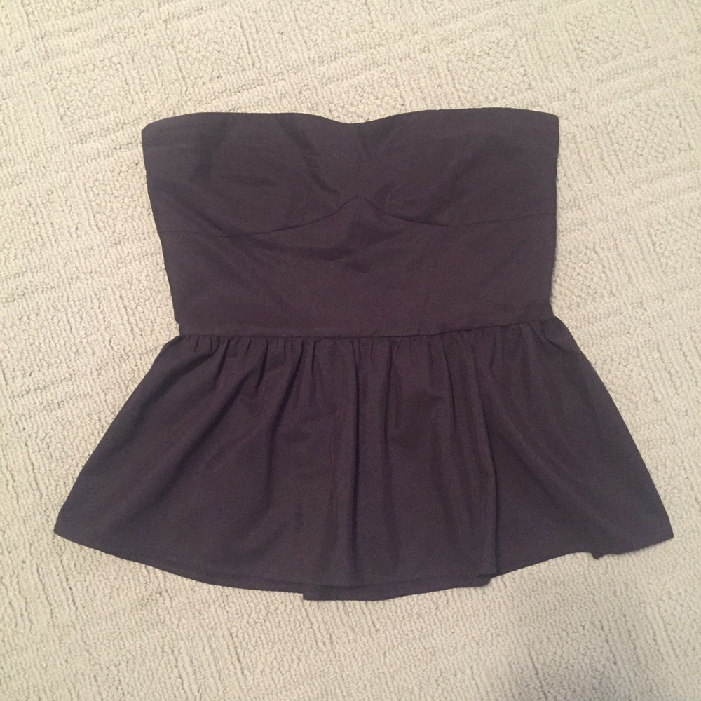 Black peplum strapless top