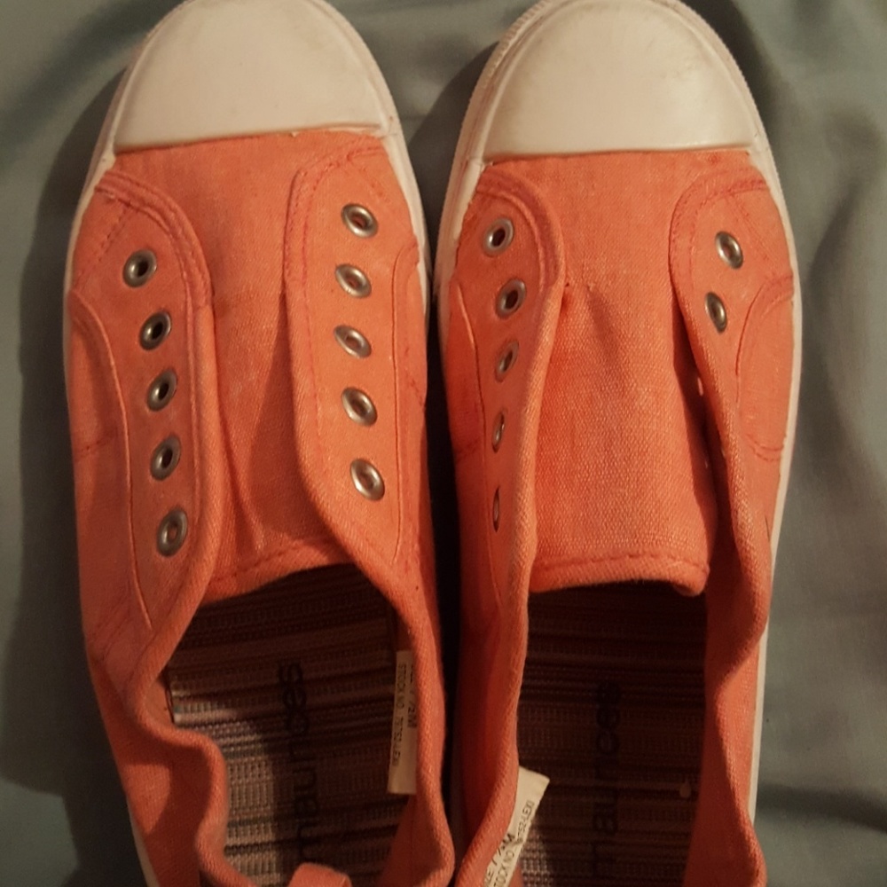Womens shoes