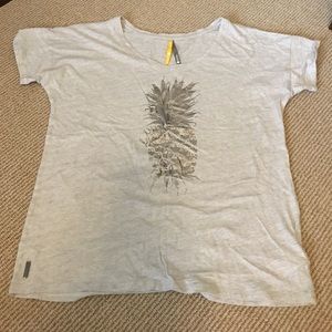 Lole pineapple t shirt