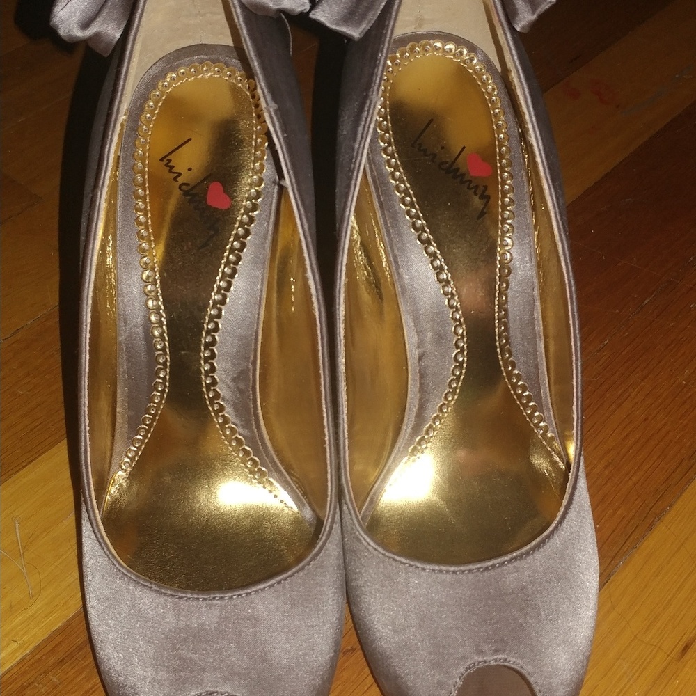 Heart heels