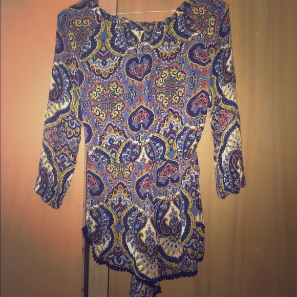 Patterned Romper - Picture 2 of 3