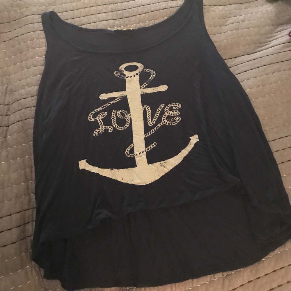 Beach crop tank