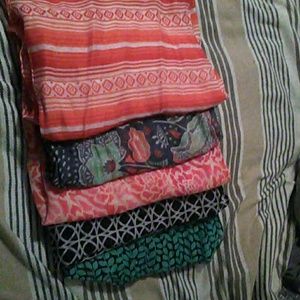 5 Vera Bradley Scarves