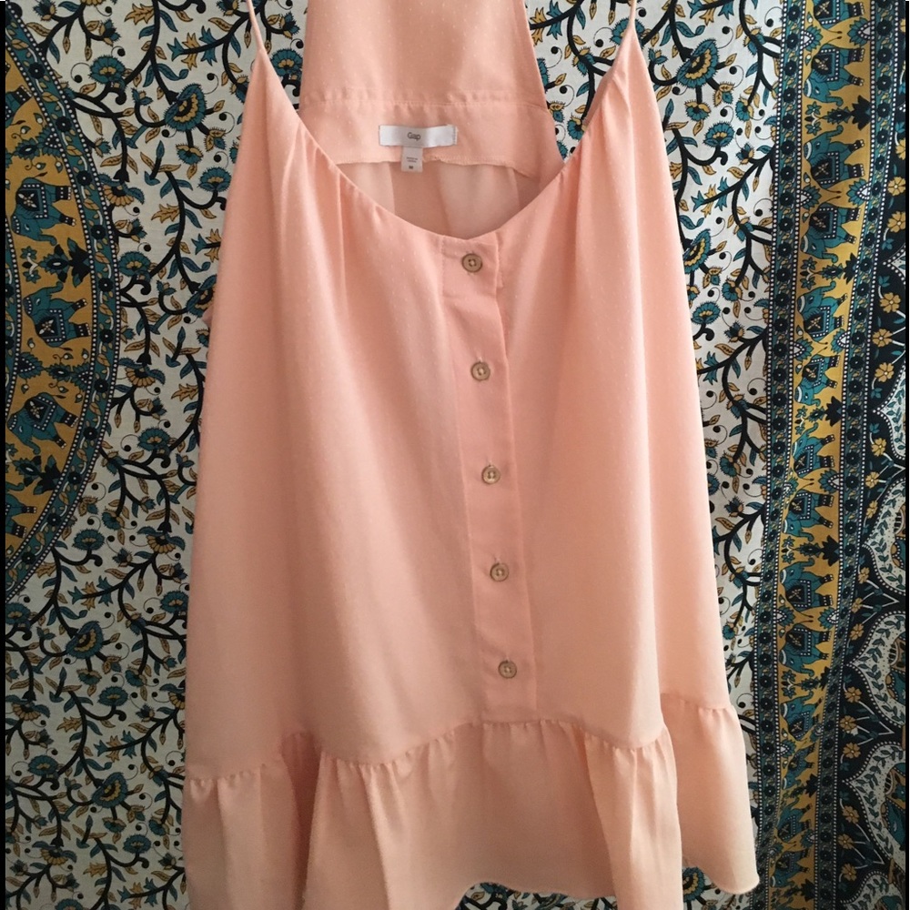 Super cute light pink Gap top