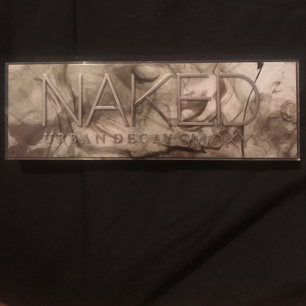 Naked pallet (Smoky)