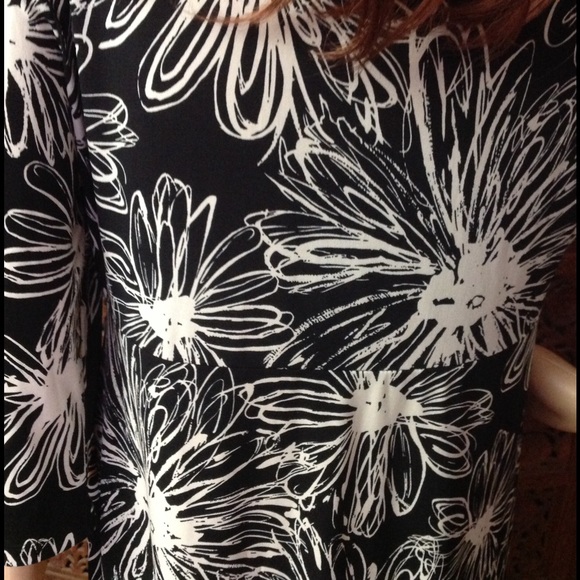 Apt 9 Black and white flower print dress , size L - Picture 6 of 8