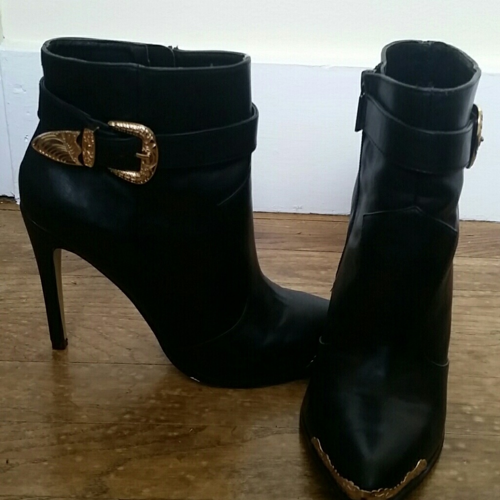 EXPRESS Black Ankle Boots w/ Gold Details