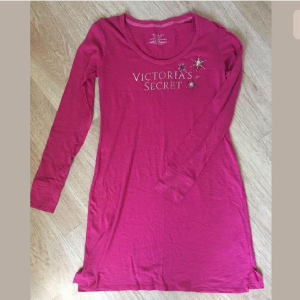 Victoria's Secret sleep shirt - XS