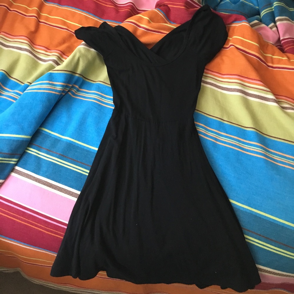 Brandy Melville black short sleeve dress