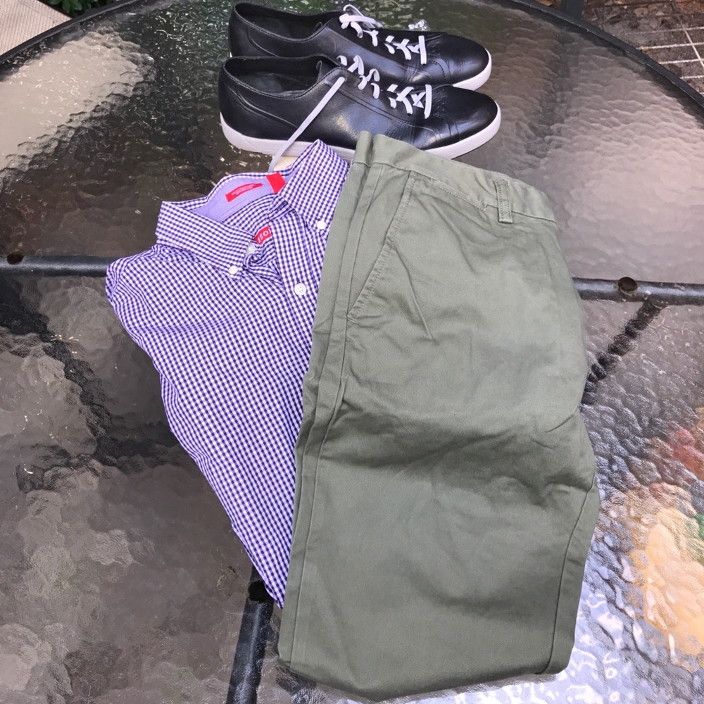Men khaki pants