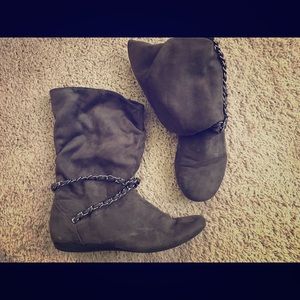 Suede dark grey/brown boots