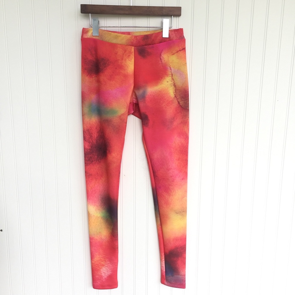 •Romeo & Juliet• Graphic Leggings