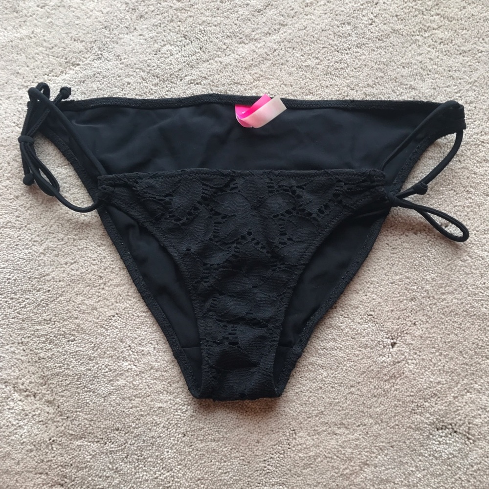 VS Black Lace Bikini Bottoms 👙