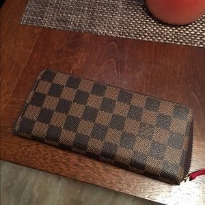 Louis Vuitton clemence wallet