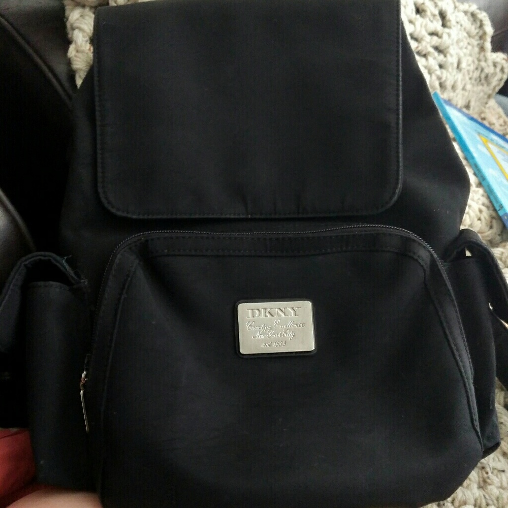 !NEW!Authentic DKNY backpack/purse !NEW! nylon