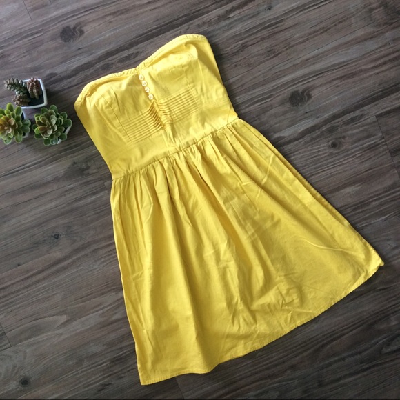 🌼Cute Strapless Dress🌼 - Picture 5 of 6