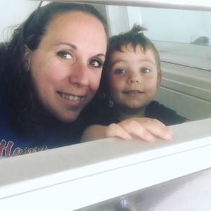 Meet your Posher, Dara