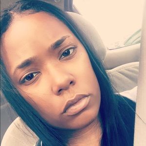 Meet your Posher, Alicia