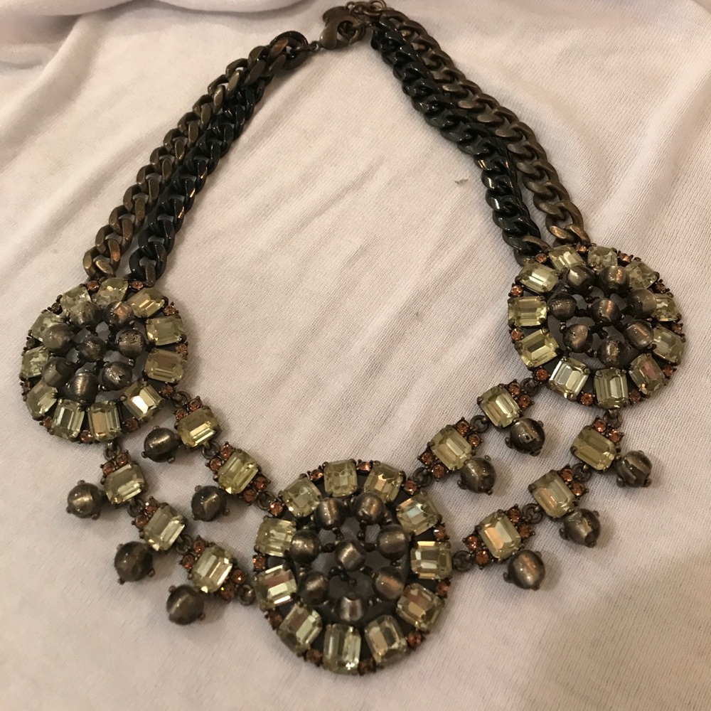 Stella and Dot Crystal necklace