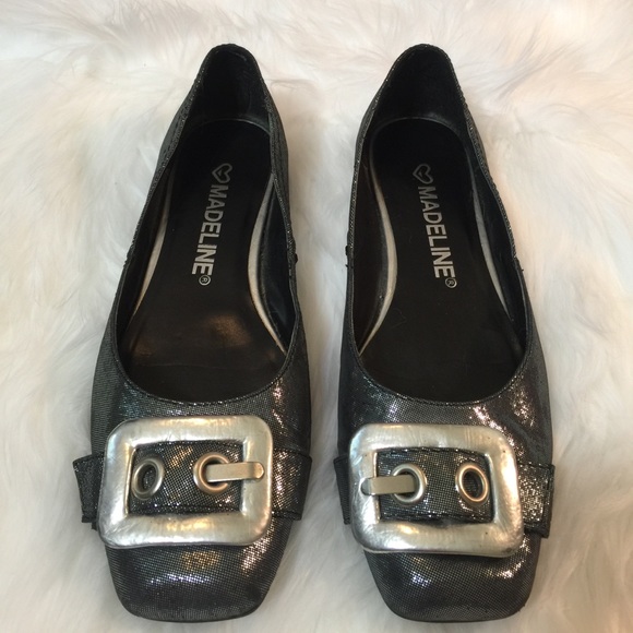 Madeline Flats - Picture 2 of 5