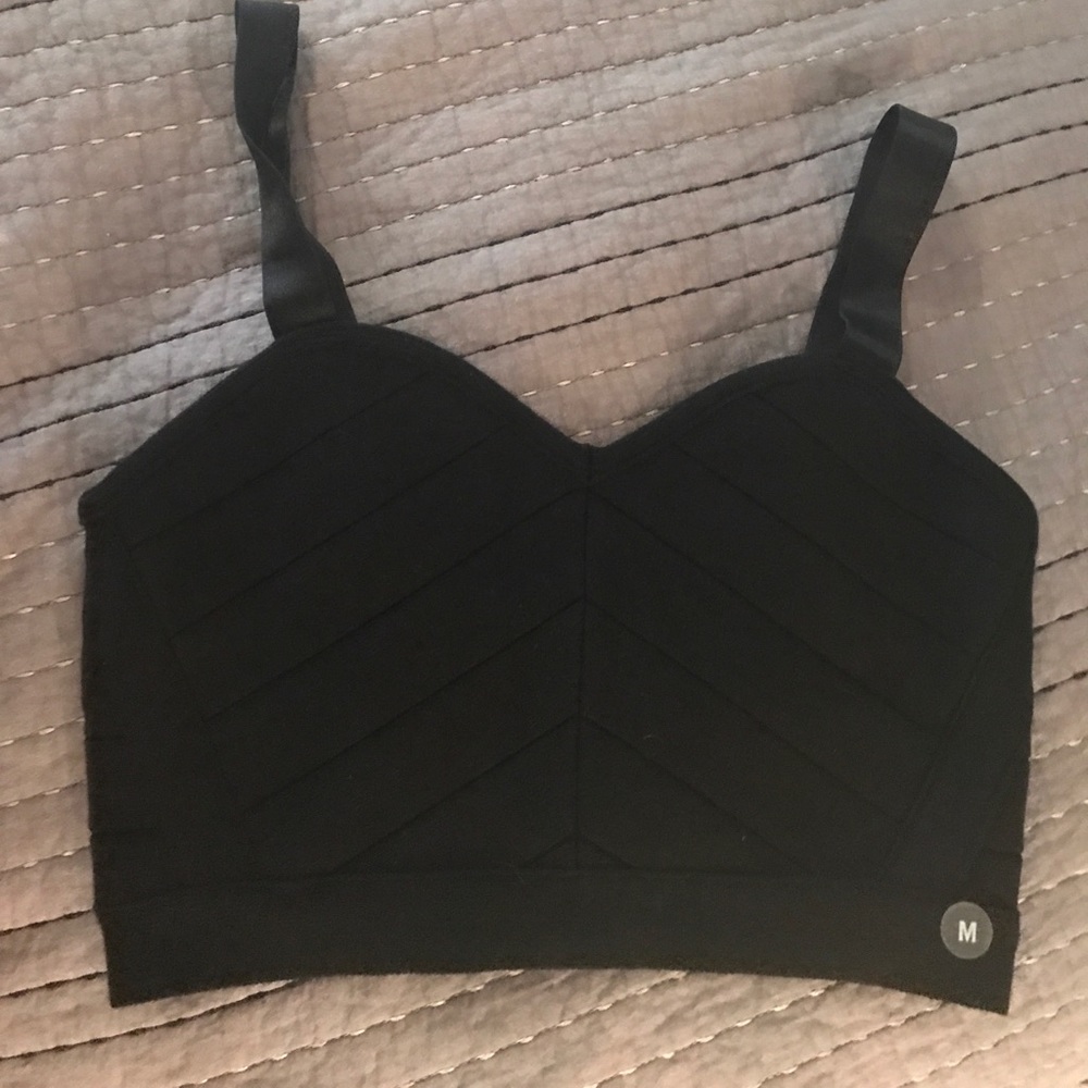 Black crop shirt Kendall and kylie