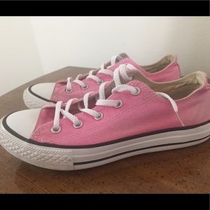 Pink Converse women's size 5