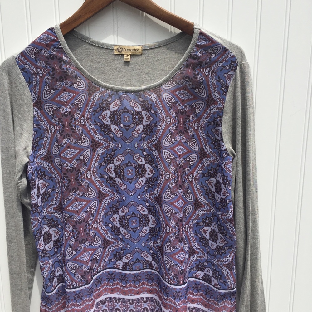 •Democracy• Sheer Panel Top