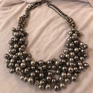 Stella and Dot gray pearl statement necklace