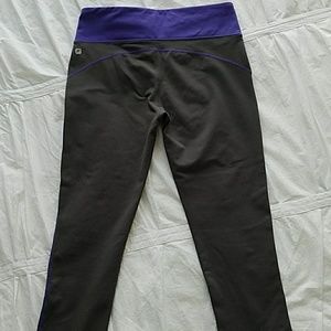 Fabletics work out capris