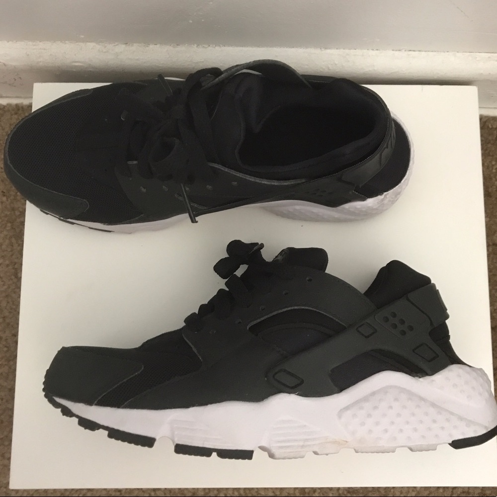 Nike huaraches