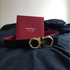 Salvatore Ferragamo Reversible Belt Size 32-34