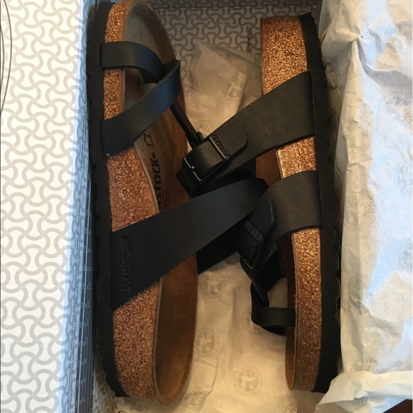SOLD Birkenstock Mayari in Black - Picture 2 of 3