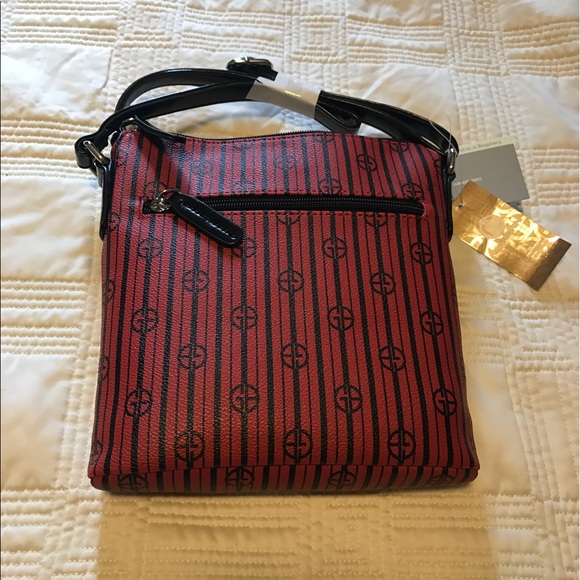 Brand new Red Cross body bag by Giani Bernini - Picture 2 of 2
