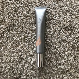 PUR Hydrafluid in Light