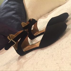 Black Closed Toe Sandals