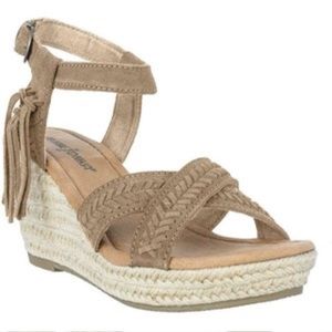 Minnetonka wedges (NWT)