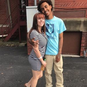 Meet your Posher, Dom