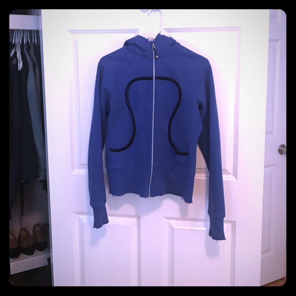 Lululemon zip up jacket (Scuba Hoodie)